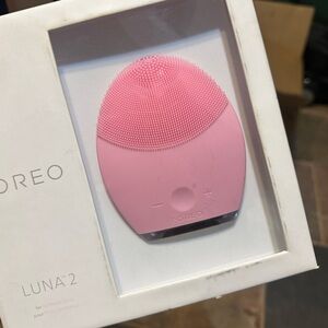 FOREO Luna 2 in Soft Pink